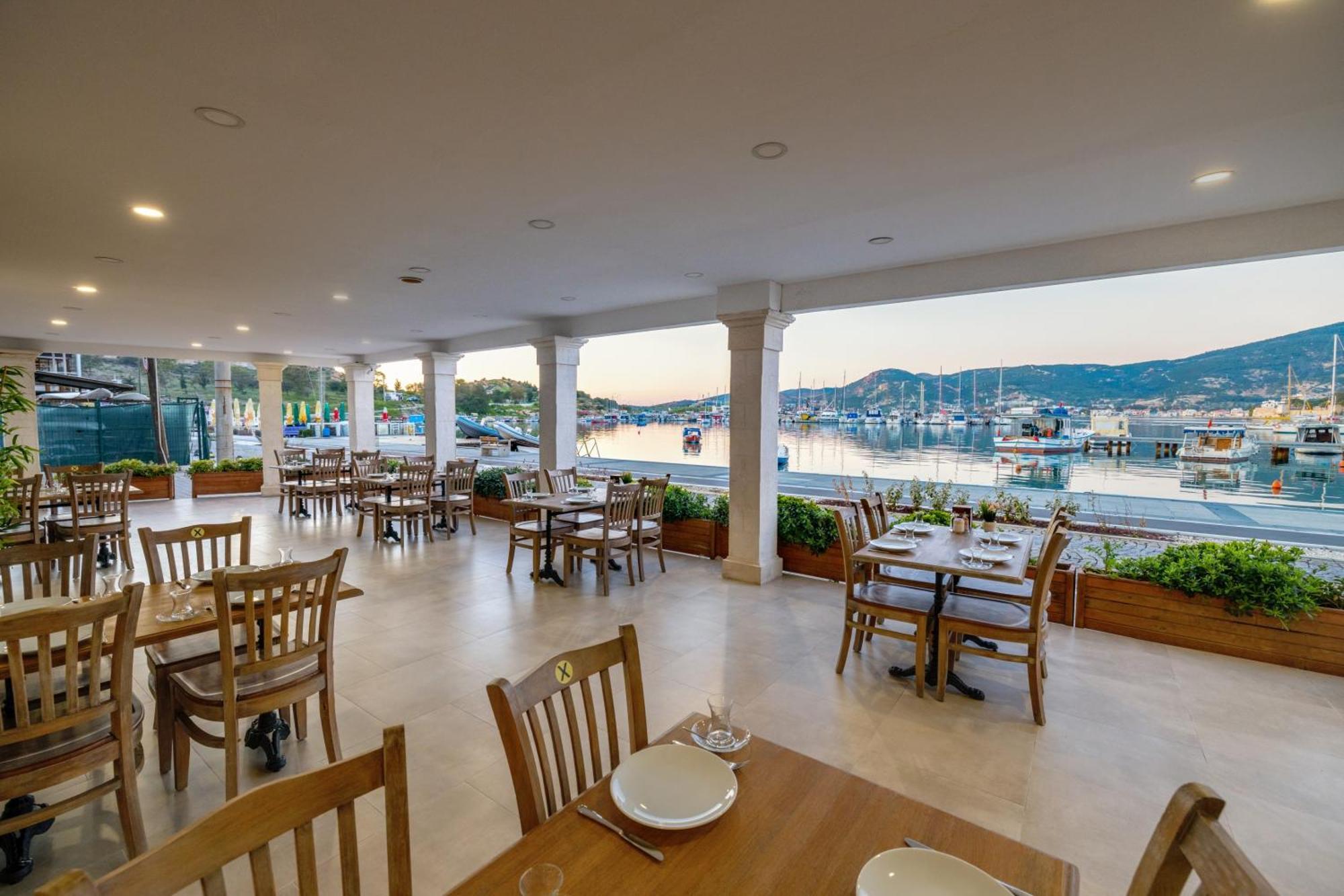 Hanedan Otel Foca Izmir Foça Exterior foto
